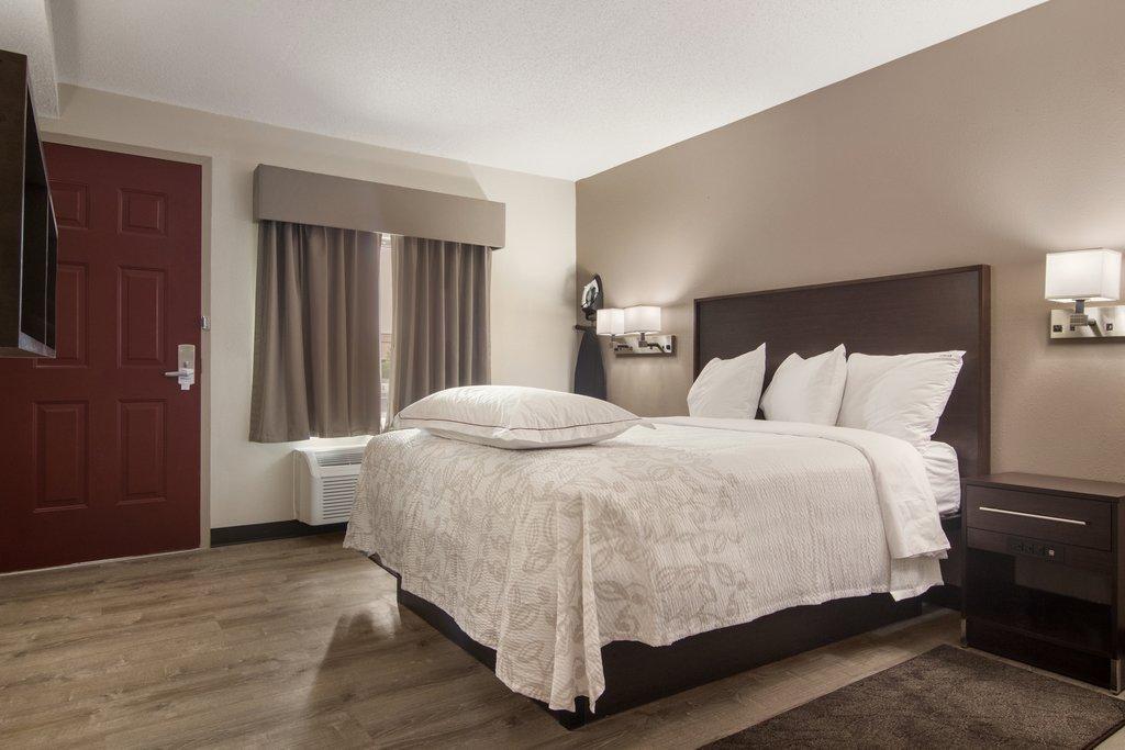 Red Roof Plus+ & Suites Erie Exterior foto